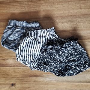 Black & White Shorts Bundle 12m